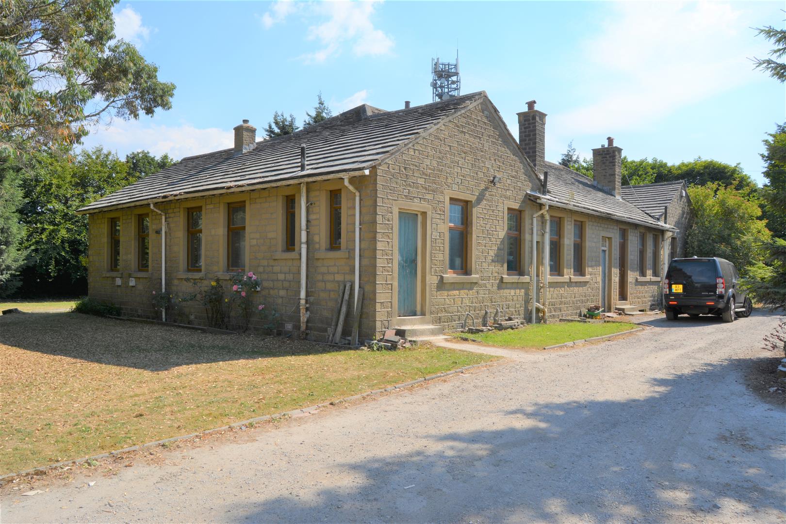 Houses for sale Huddersfield Property for sale Martin Thornton